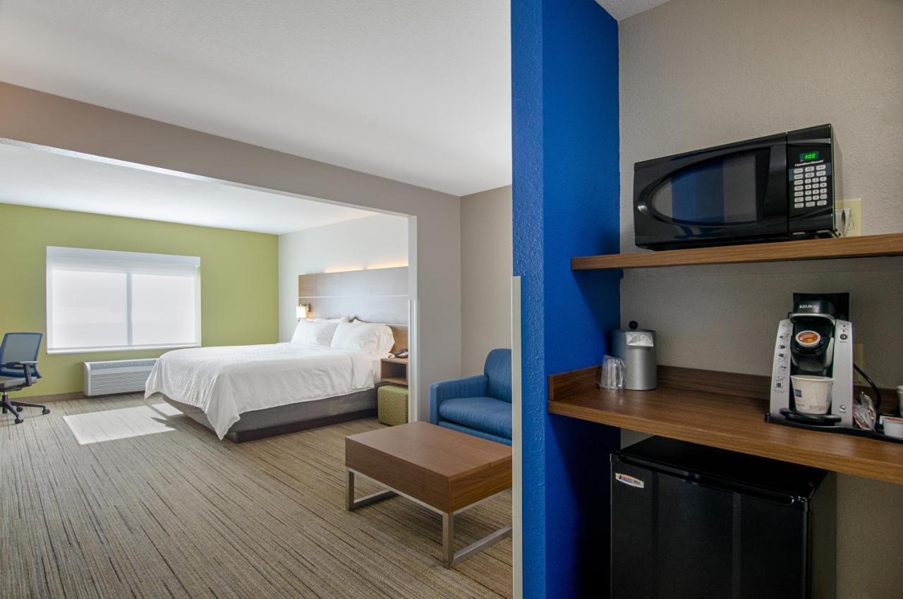Holiday Inn Express Hotel & Suites Weston By Ihg Exterior photo