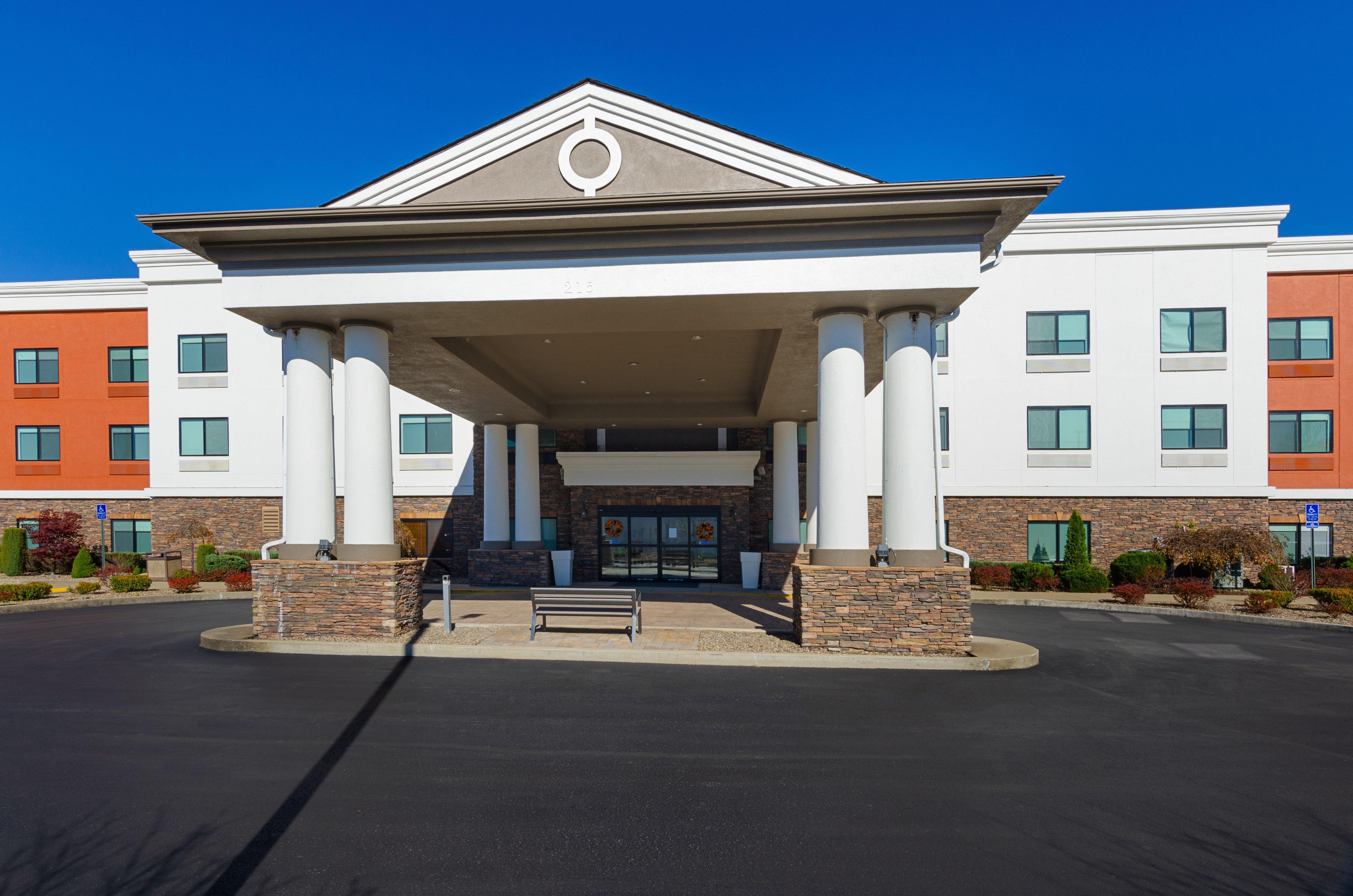 Holiday Inn Express Hotel & Suites Weston By Ihg Exterior photo
