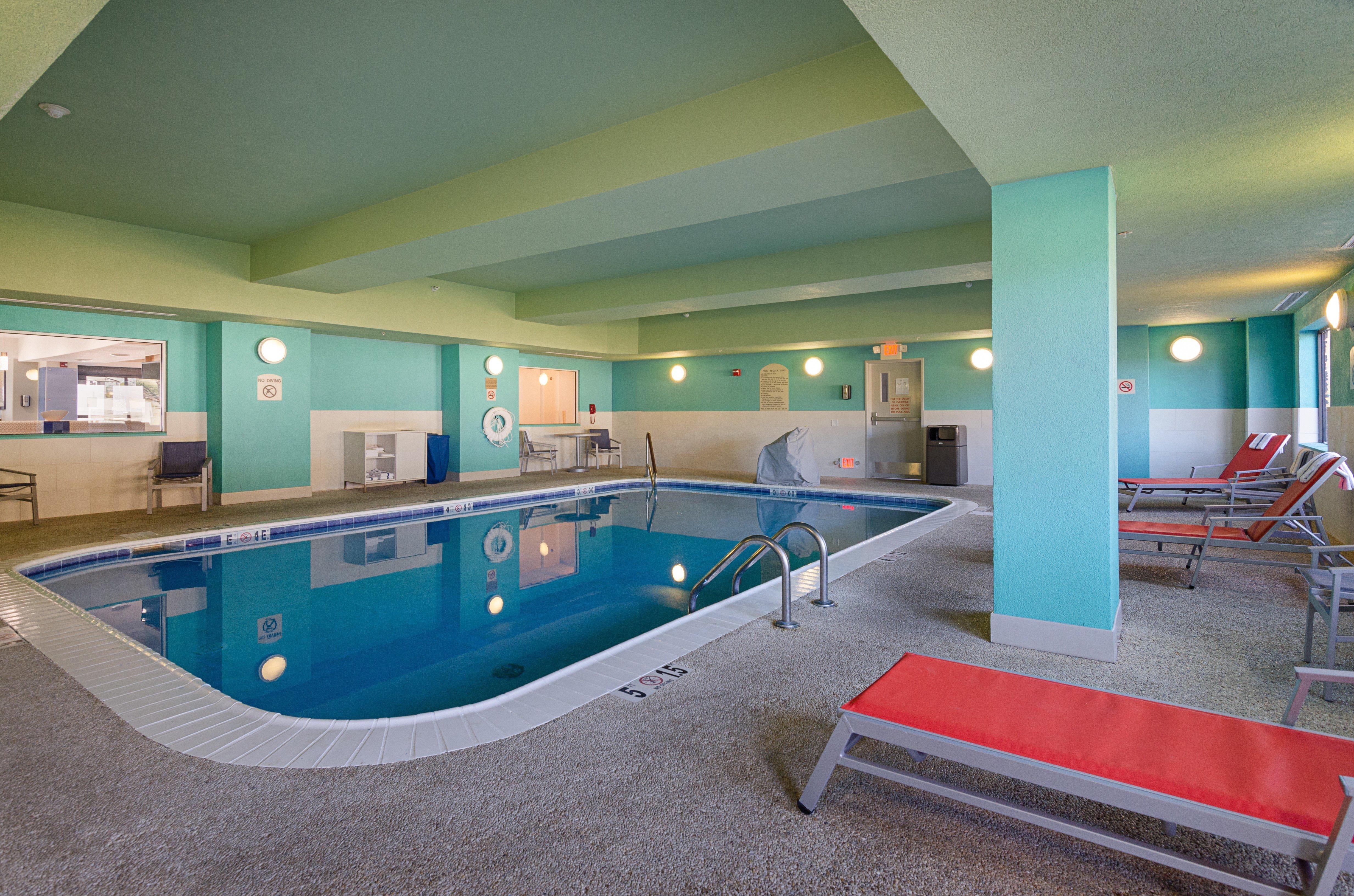 Holiday Inn Express Hotel & Suites Weston By Ihg Exterior photo