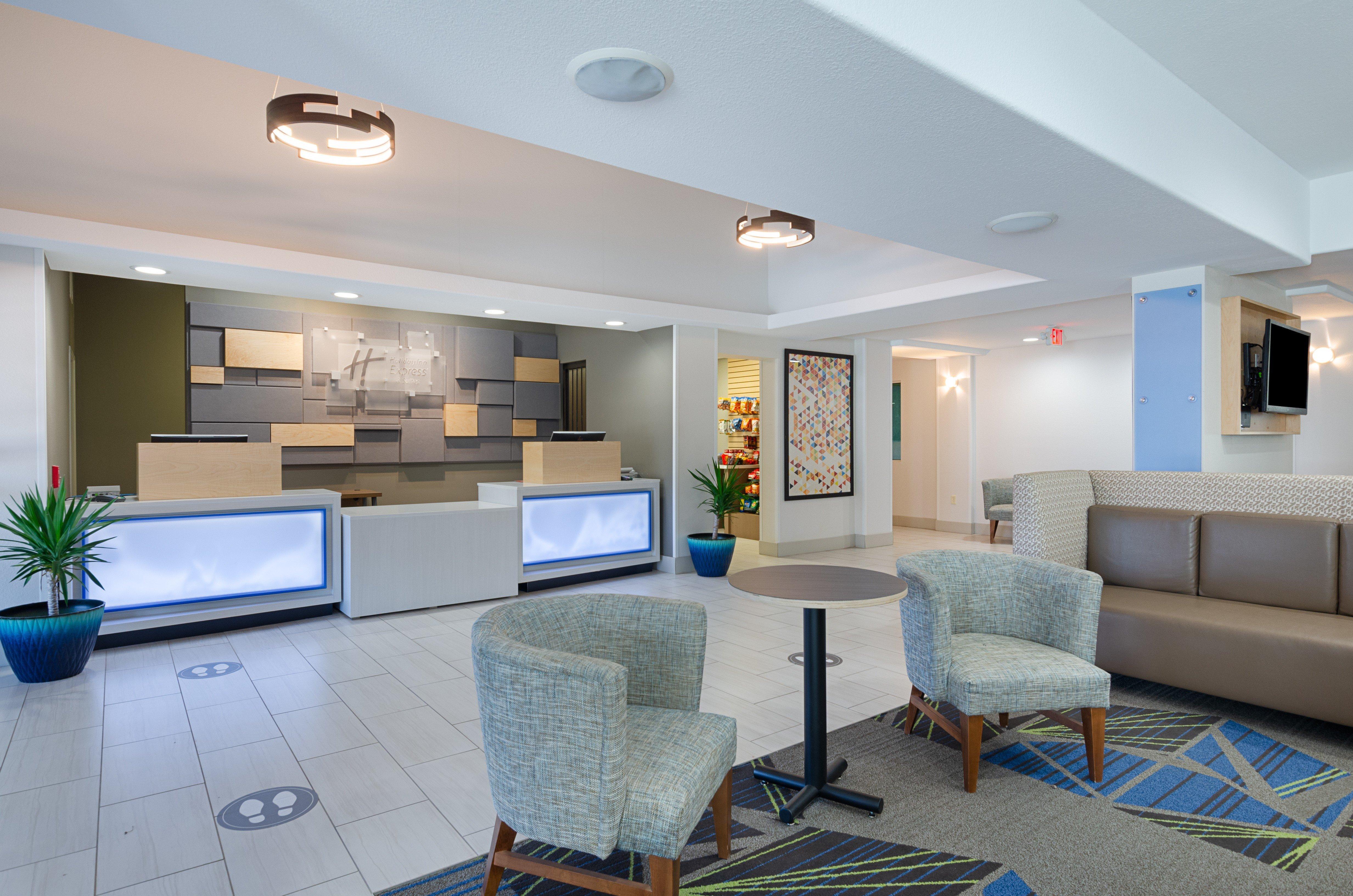Holiday Inn Express Hotel & Suites Weston By Ihg Exterior photo